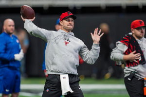 

Kirk Cousins Participates in Falcons' Optional Training Sessions Amid Unclear Prospects